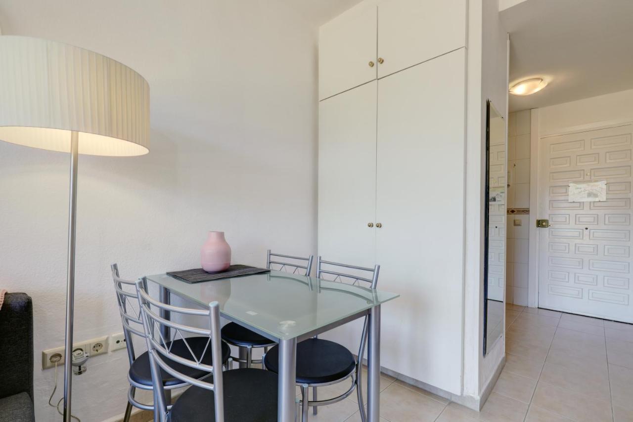 075 - Sea View Studio In Benal Beach Holiday Apartamento *