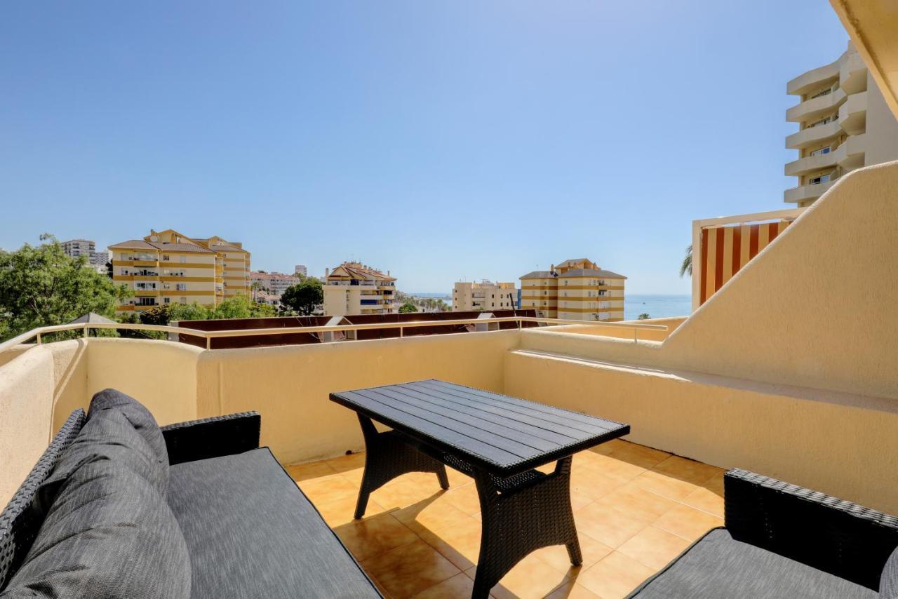 075 - Sea View Studio In Benal Beach Holiday Apartamento Benalmádena
