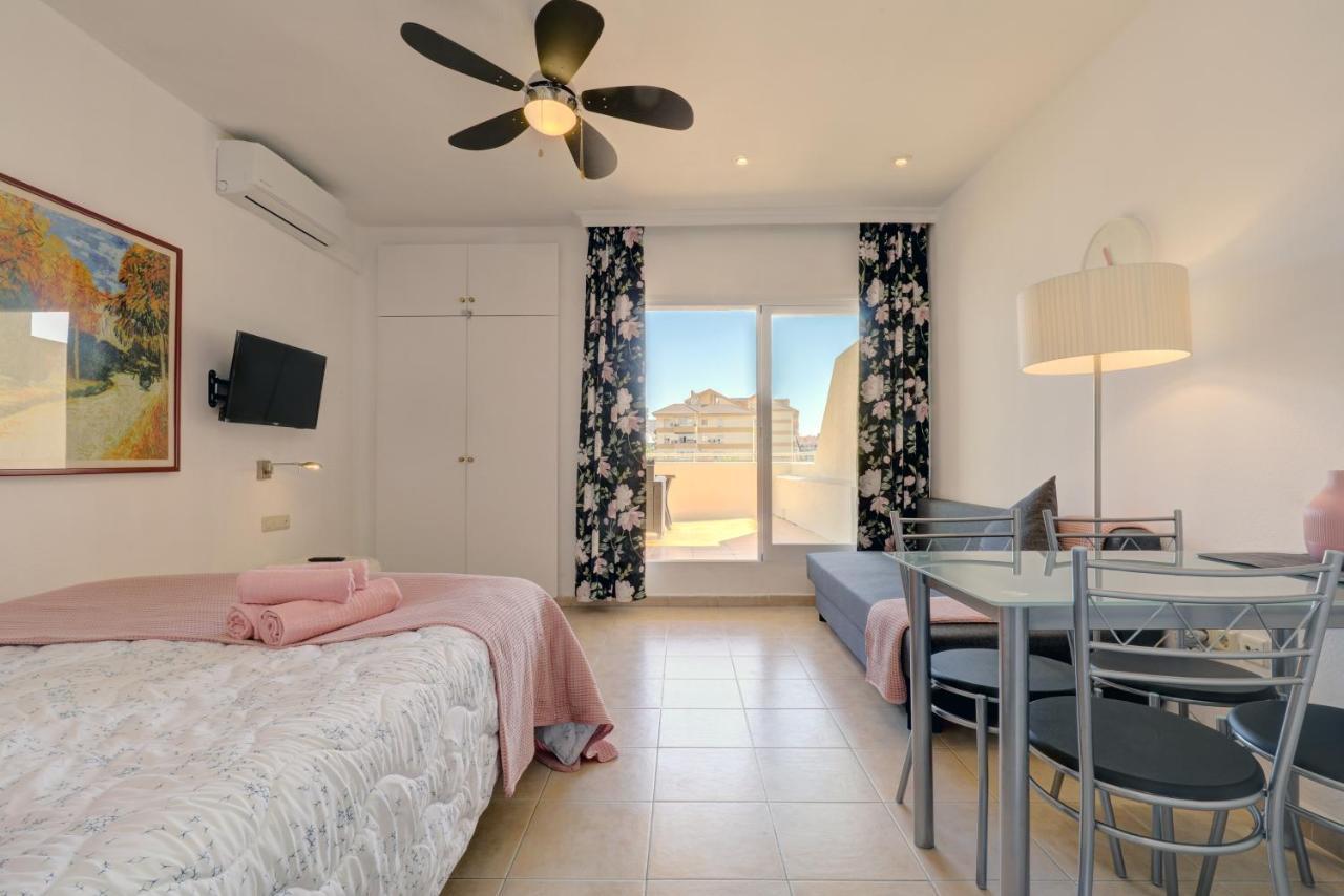 Apartamento 075 - Sea View Studio In Benal Beach Holiday Benalmádena